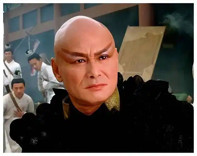 的确,作为当年香港影视圈顶流武打演员,刘家辉的晚年生活非常凄凉