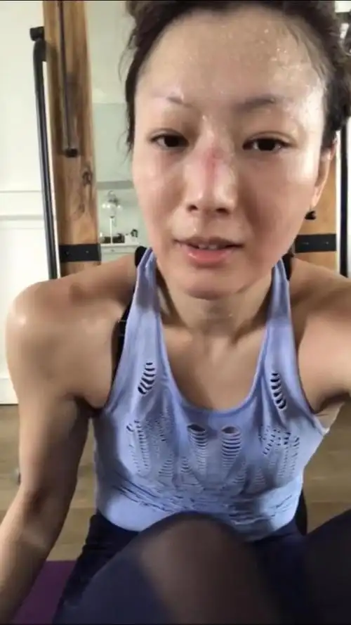 厌食症爆瘦,曾经的郑秀文如今46岁依然宛如少女!