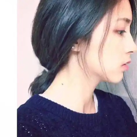 女生头像侧脸可爱