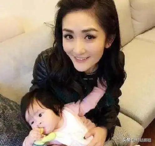 网曝谢娜已平安生产二胎,她的二胎是女儿吗(谢娜二胎是正常怀的吗)