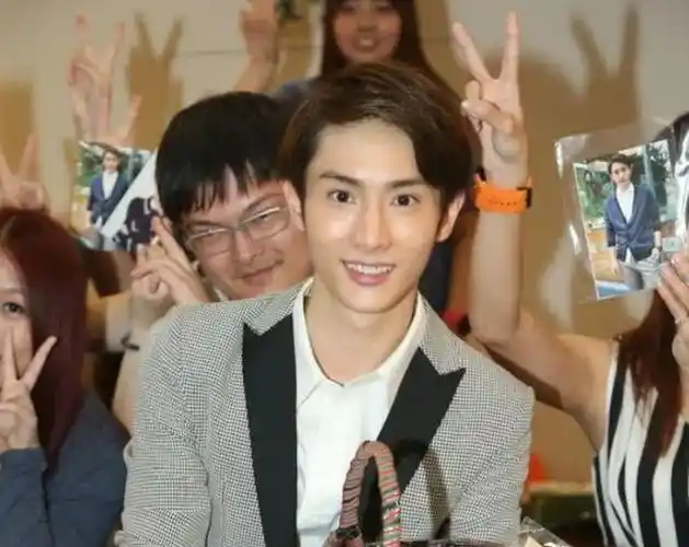 却被医生告知不用治,粉丝白担心了|炎亚纶|爱到底|死神少女_网易订阅