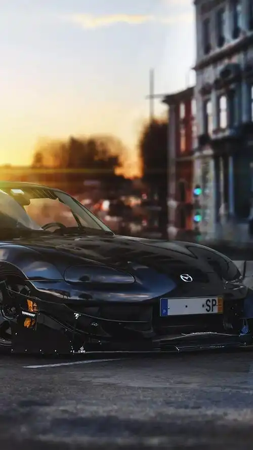 壁纸库今天的主题是马自达mx5