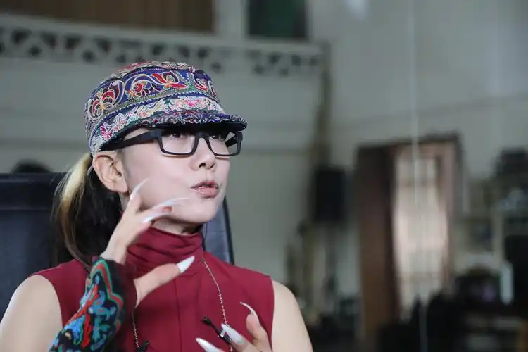 杨丽萍伤后涅盘 激情投入《春之祭》训练