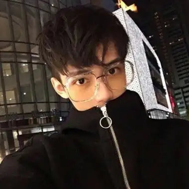 特别随意的男生真人帅气头像 超酷男生真人气质高清图片大全