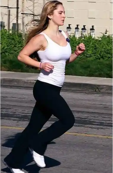 减肥的妹子们注意啦,女生跑步减肥的注意事项