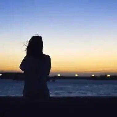 一些孤独感拉满的头像