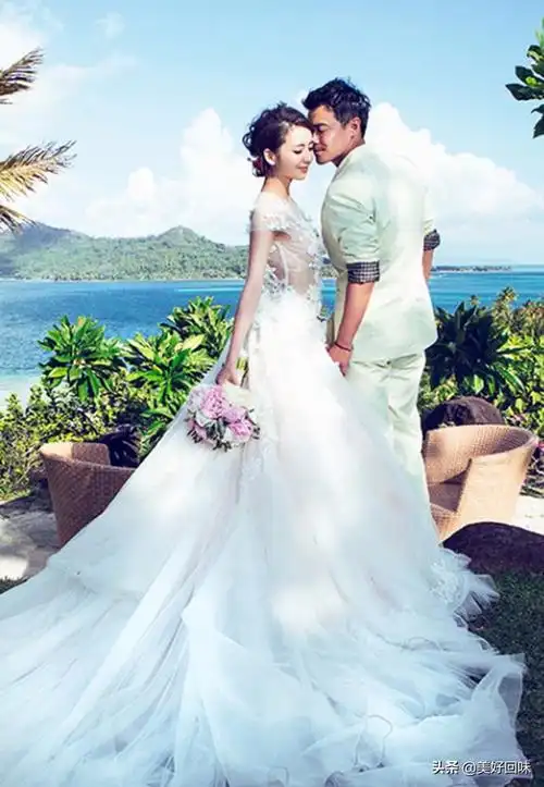 明星婚纱照:梁朝伟与刘嘉玲,霍建华与林心如,陈小春与应采儿
