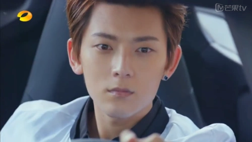 旋风少女方廷皓遇上戚百草在多少集