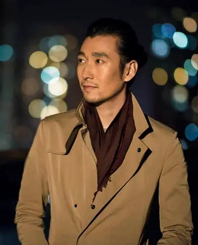 《心碎北京》 《陪我聊天的乘客》《裙角飞扬》 《奇迹》 《飞鸟》