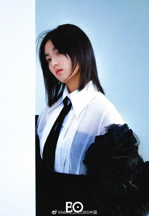 张子枫2019杂志汇总