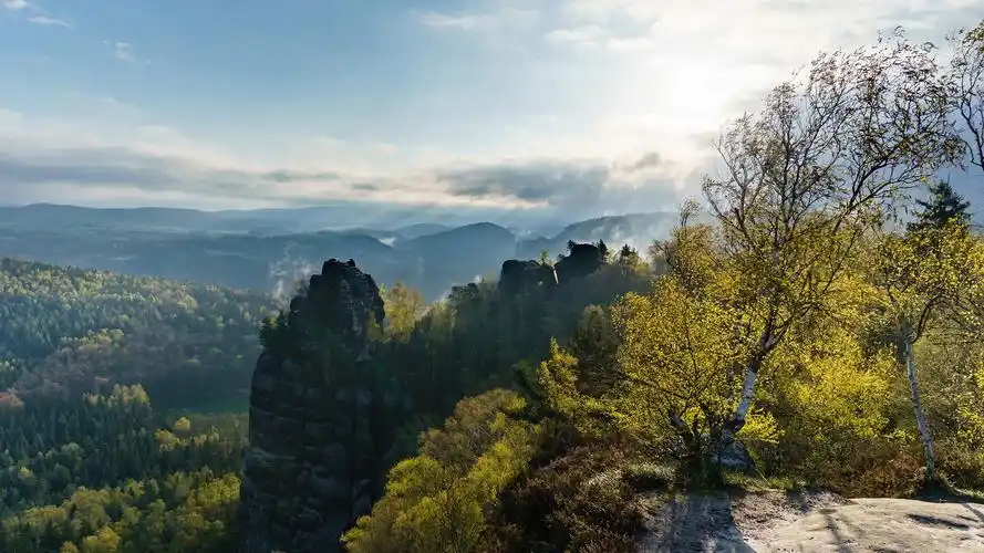 雄伟的山峰图片高清宽屏桌面壁纸高清大图预览1920x1080_风景壁纸下载