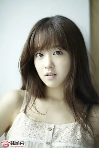 韩国美女演员——朴宝英