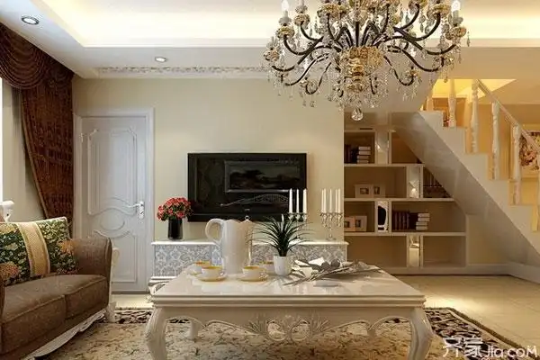 带楼梯的电视背景墙 客厅电视背景墙这样装饰才漂亮