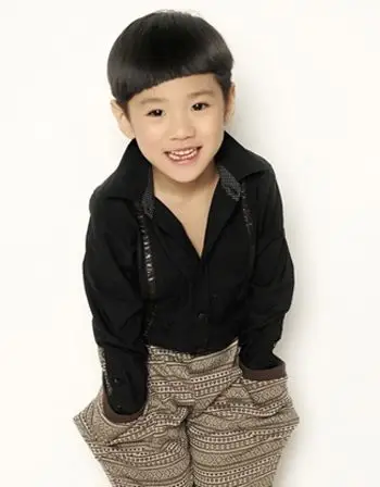 儿童发型 >> 6岁男孩剪什么发型好看呢 6岁男孩儿发型图片大全[儿童