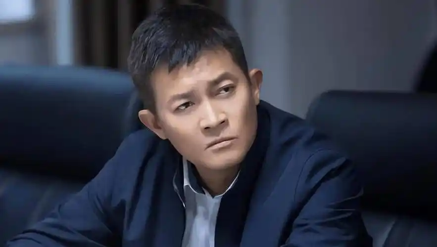 因此,我们可以看到,杨志刚这几年在电视剧中很少出现,逐渐消失在大家