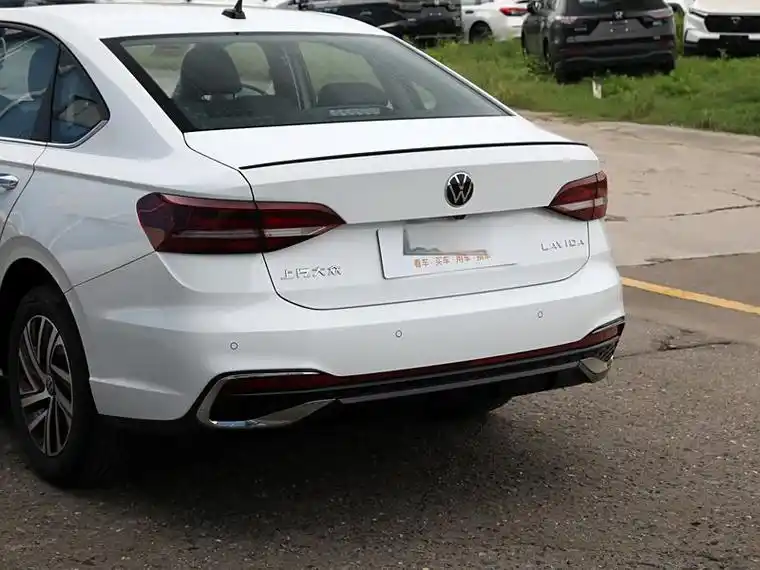 大众朗逸尾部英文标识详解