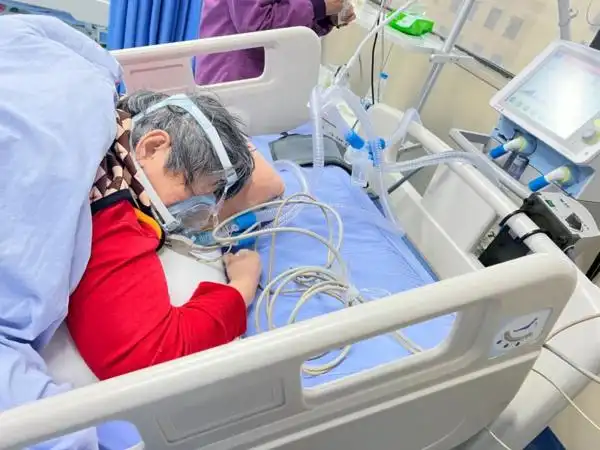 位通气, 在床患者氧合得到明显改善,大力降低了重症死亡及气管插管率