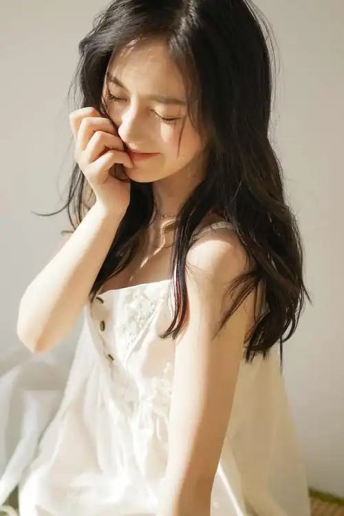 朋友圈怎么发才能吸引住女生这些方法让女神主动找你聊天