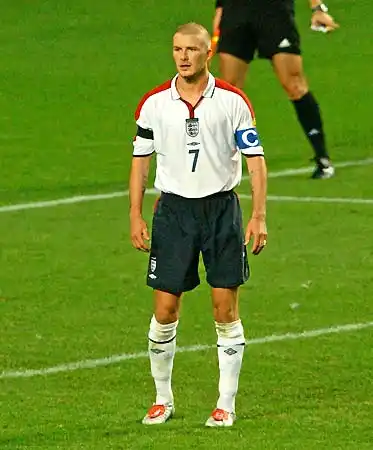 杯 正文   新浪体育讯 在6月14日对法国队的比赛中,正是贝克汉姆射失