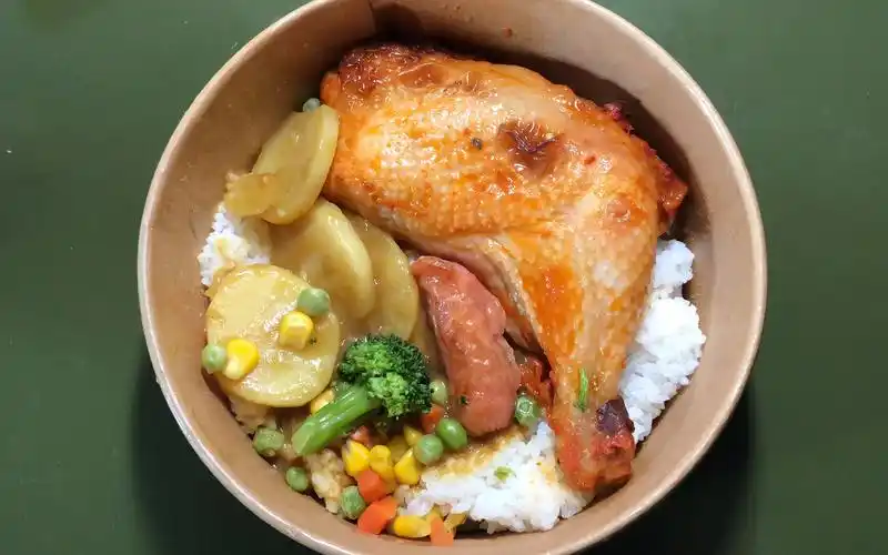 超满足全家新品奥尔良整只鸡腿饭体验报告小达达吃遍上海s09e50