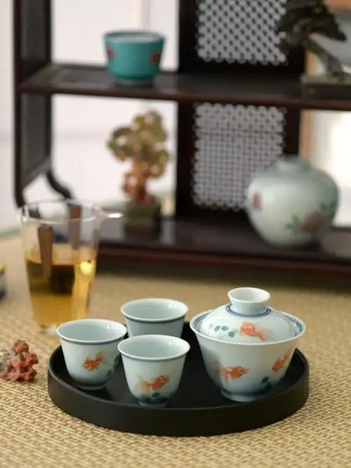 久在堂人文手绘古风金鱼水藻图弦纹盖碗