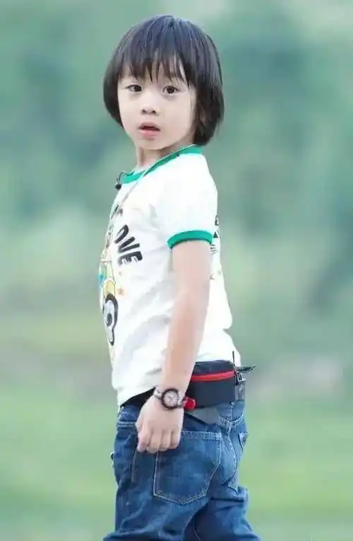 时隔七年,林志颖儿子kimi罕见露面综艺!