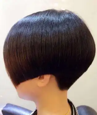 所以这种头发对于大多数人来说还是有很好的调整体头型的效果沙宣头