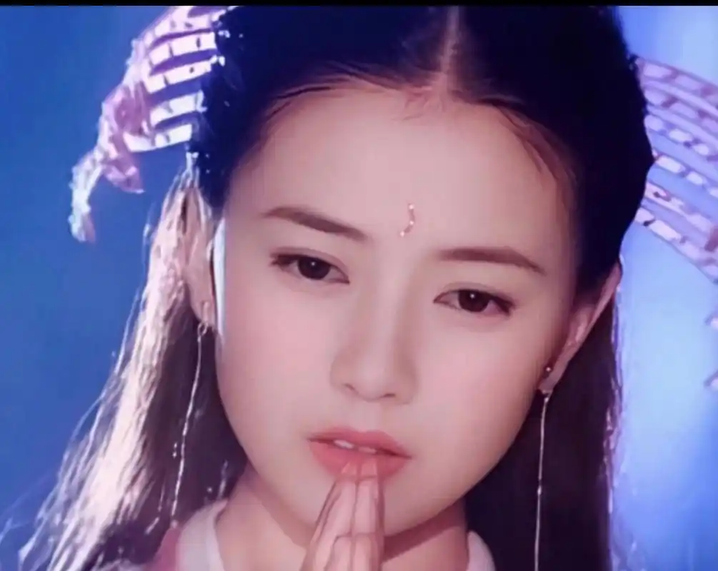 双十一嗨购指南# 高圆圆版周芷若,《倚天屠龙记》中的峨嵋派弟子