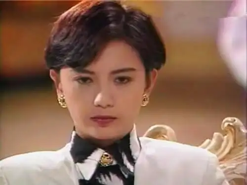 《胜者为王Ⅱ天下无敌》曾华倩和梁朝伟在一起6年,期间三度分手,1988