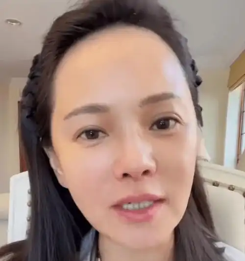 伊能静晒全素颜!