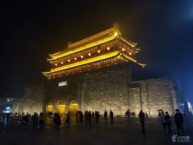 凤阳城明中都鼓楼夜景中都鼓楼