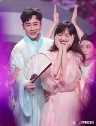 李一桐疑介入唐嫣婚姻?通过罗晋进入圈内,两人互动如恋人般暧昧