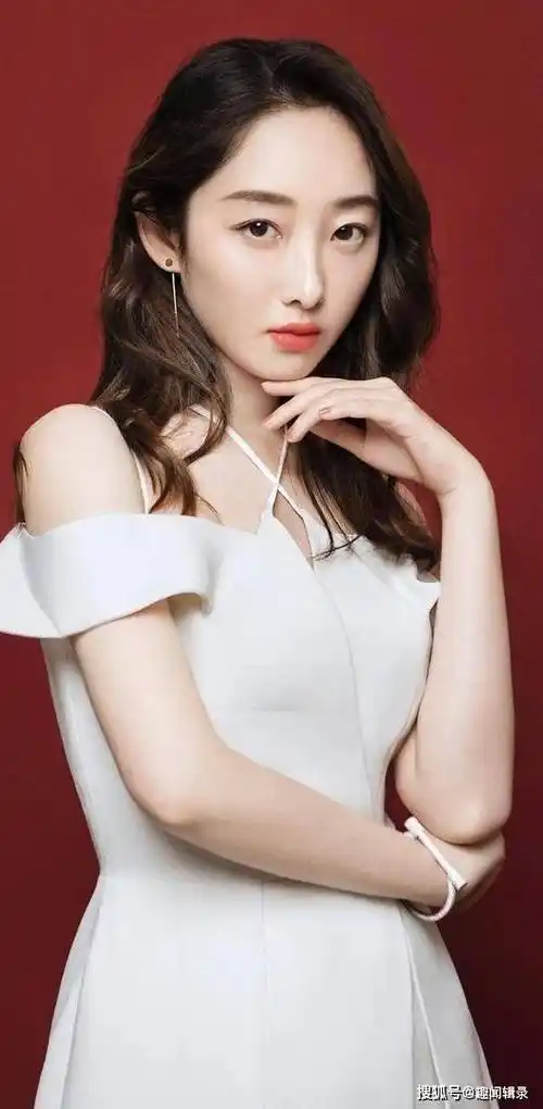 蒋梦婕,真正的人间极品尤物!