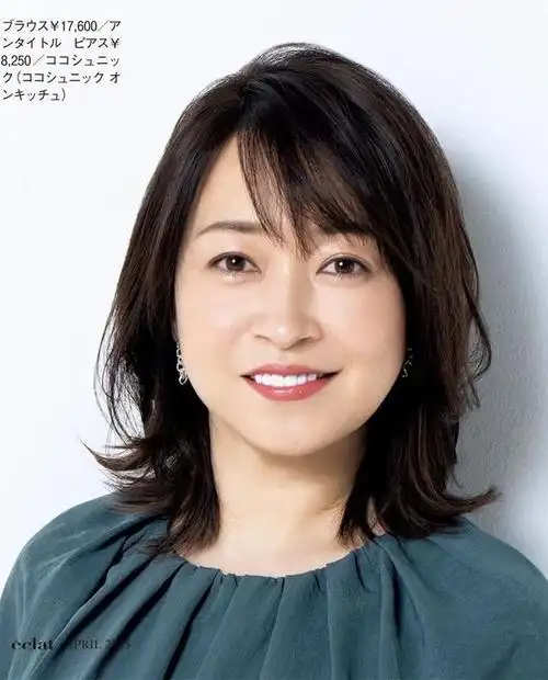 短发似乎成为了最标志性的代表,踏入中年将头发剪短,就好像日本女人