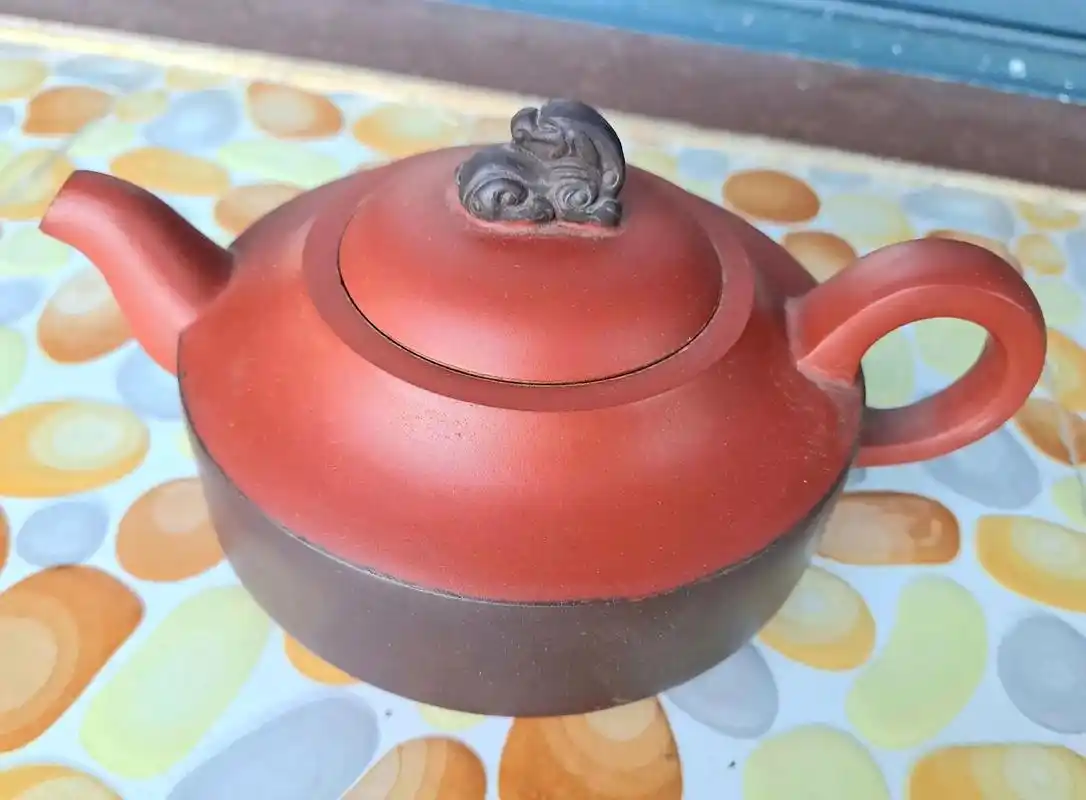 曼君堂收藏.民国顾景舟制紫砂壶,底款"曼晞陶藝",盖款"顾景 - 抖音