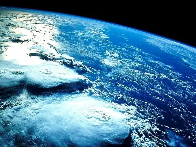 描述: 酷蓝色地球-高品质高清壁纸 当前壁纸尺寸: 1280 x 960