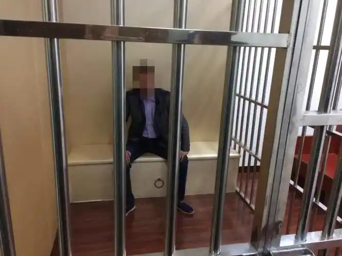 老赖不在乎拘留?刚进羁押室"豪情壮语"就不见了