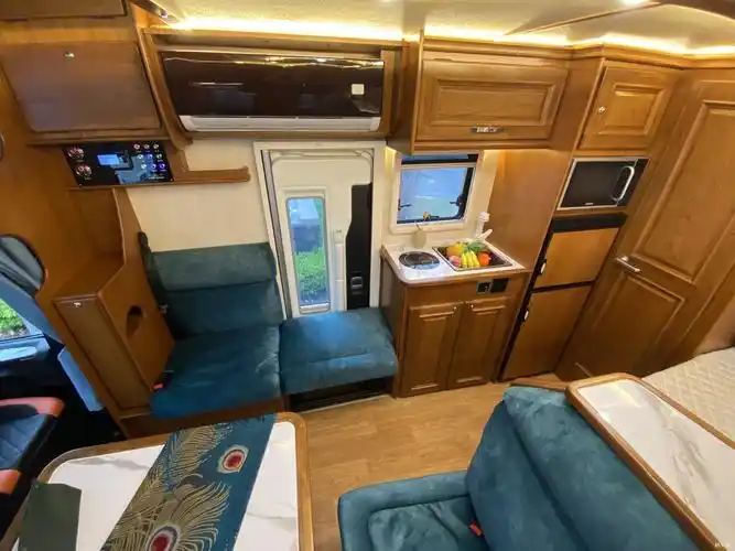 自由空间景途c1房车内部图片
