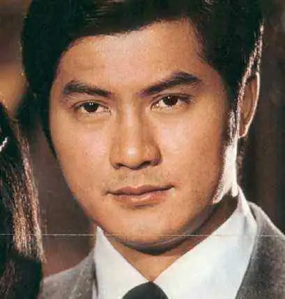 邓光荣遗孀罕见现身丈夫曾大声质疑郑少秋是张学友干爹地位高