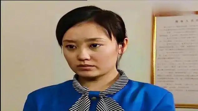 四叔欺负小莲被室友救下事后得知没人能幸免