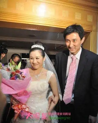 杜峰老婆是谁 杜峰老婆马晨菲个人资料