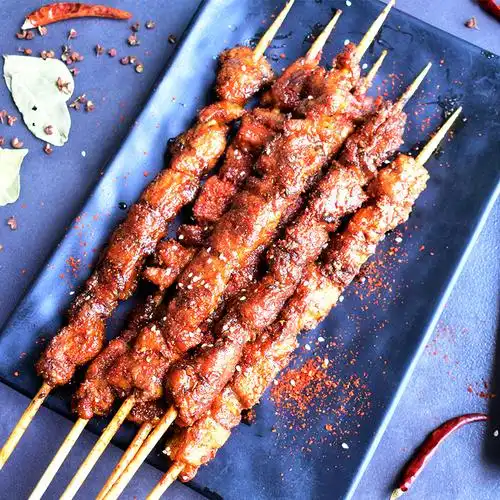 鸭肉大串网红红大串烧烧烤油炸串食专用小吃鸡肉丸