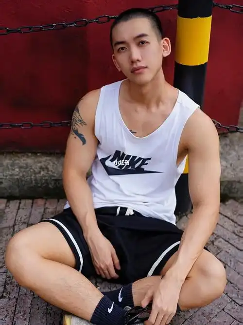 立秋风都凉快了你还不过来抱抱我吗07