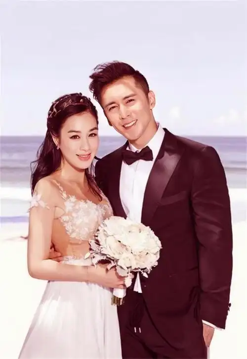 钟丽缇和张伦硕在一起多久了(张伦硕:娶大12岁的钟丽缇,做3个女儿的