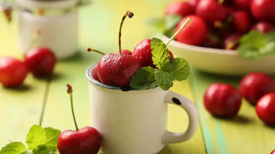 首页 其它 水果 新鲜水果,红樱桃,杯,叶子 壁纸 当前尺寸:1920x1080