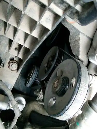 宝骏630皮带是怎么绕的