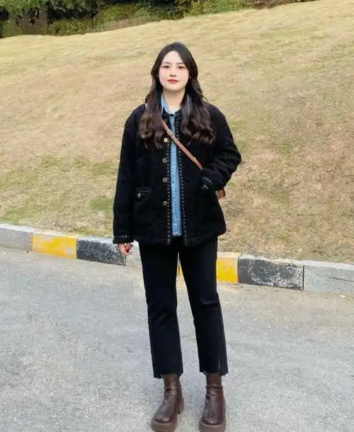 微胖女人,更适合穿"裙子"还是"裤装"?看完对比图你就知道了