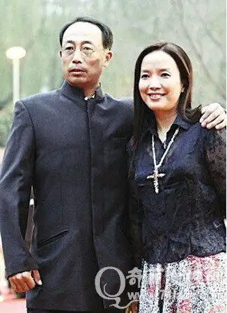 孙海英前妻是谁 前妻被爆是女药剂师