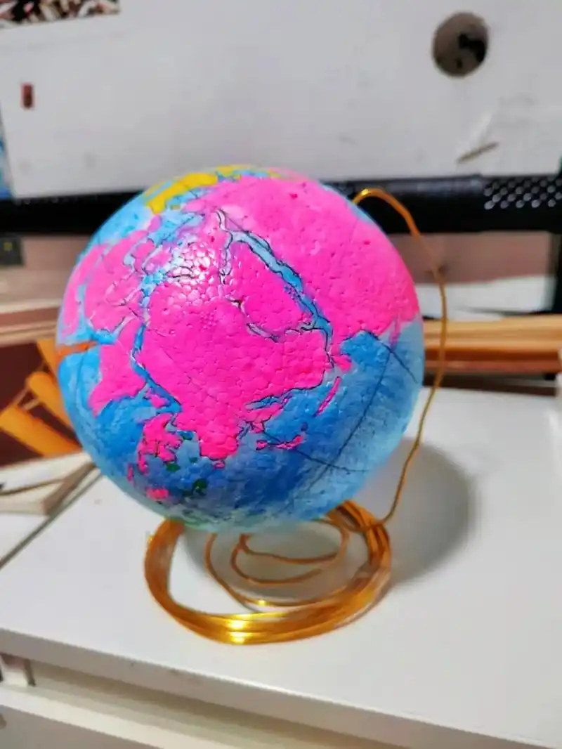 手工地球仪成品分享地理课初中生作业泡沫球手工店七大洲四大洋手