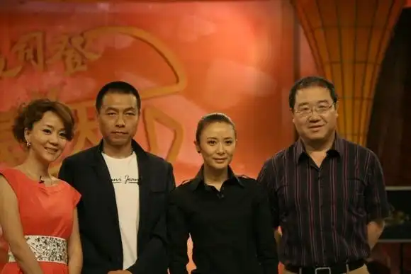 塞娅公主近照满脸皱纹,两女儿很可爱,老公身份至今成谜_张恒